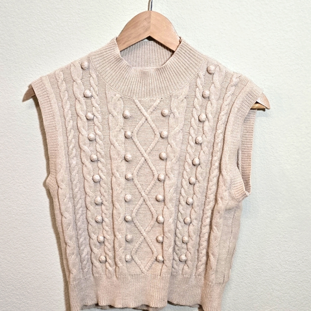 Debut Oatmeal Cream Cable Knit With Poms Sleeveless Sweater Sz S Preppy Academia
